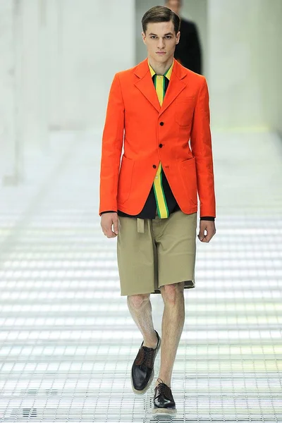 Look 23